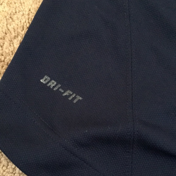 Genuine merchandise Tigers jersey - Picture 6 of 7